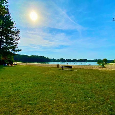Strandhuisje Ermerzand エクステリア 写真